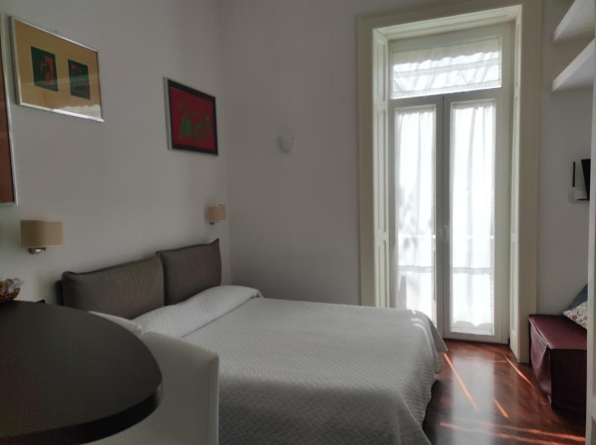 Luca Giordano 142 B&B Napoli Eksteriør billede